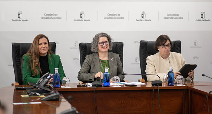 El Gobierno regional reconoce a ‘Los hombres del río’ de Daimiel, ‘Hidralab Ingeniería’ y los ‘Guardianes del Tajo’ en los premios del Día Mundial del Agua 1 El Gobierno de Castilla-La Mancha reconoce a ‘Los hombres del río’ de Daimiel, ‘Hidralab Ingeniería’ y los ‘Guardianes del Tajo’ en los premios del Día Mundial del Agua