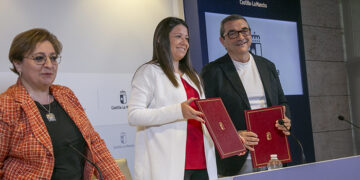 El Gobierno de Castilla-La Mancha refuerza la estabilidad de la Mesa del Tercer Sector Social con una subvención finalista de 460.000 euros