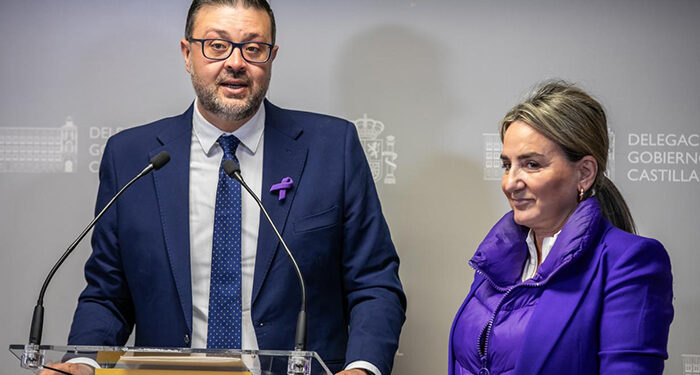 El Gobierno regional pondrá en marcha la ´Estantería Arcoíris´ en 200 bibliotecas de Castilla-La Mancha y bibliobuses 1 El Gobierno regional pondrá en marcha la ´Estantería Arcoíris´ en 200 bibliotecas de Castilla-La Mancha y bibliobuses