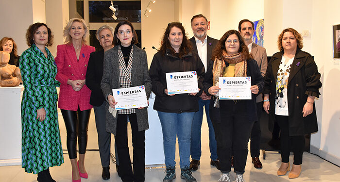 Elena Martínez, de Quintanar del Rey, gana la V edición del certamen ‘Despiertas’ en la obra ‘Puta gorda’