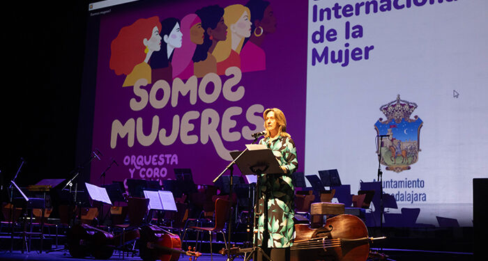 Guarinos: “La igualdad no es patrimonio de nadie, no es exclusiva de nadie y requiere del compromiso activo de toda la sociedad” 1 Guarinos “La igualdad no es patrimonio de nadie, no es exclusiva de nadie y requiere del compromiso activo de toda la sociedad”