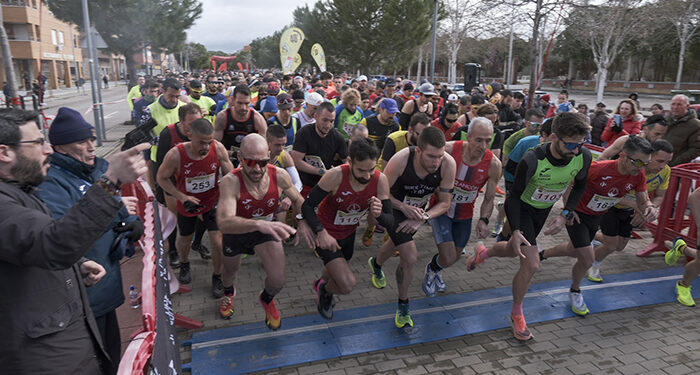 La Carrera Popular Inclusiva Navarrosa recauda 5.000 euros para la asociación Caminando