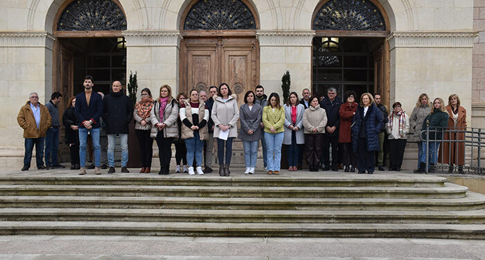 La Diputación de Cuenca guarda un minuto de silencio en recuerdo de las víctimas del 11M en su vigésimo aniversario