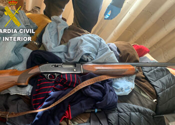 La Guardia Civil de Cuenca detiene en Cañamares a un hombre por tenencia ilícita de armas y desobediencia grave a la autoridad
