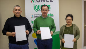 La Junta de Cofradías y ONCE Cuenca colaboran para hacer accesible la Semana Santa a las personas con discapacidad visual