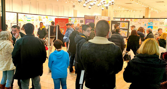 La mirada de casi un millar de escolares dibuja la Semana Santa de Cuenca en el Mirador 1 La mirada de casi un millar de escolares dibuja la Semana Santa de Cuenca en el Mirador