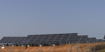 La patronal conquense señala la necesidad de acompañar el desarrollo empresarial con la transición energética