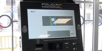 La Policía Nacional activa un plan para potenciar la identidad digital de los ciudadanos
