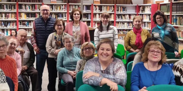 Miguel Romero protagoniza el primer Encuentro de Autor del año en la Biblioteca Municipal de Iniesta