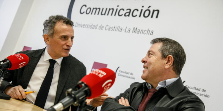 Los hospitales públicos serán “plataformas de prácticas” a partir del “próximo curso” para estudiantes de diversas titulaciones 1 page