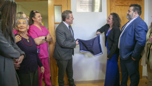 Page inaugura la vivienda tutelada para personas mayores ‘Julián Paramio’ de Alhóndiga