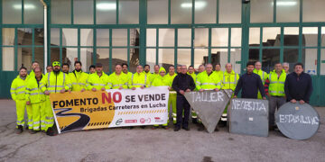 Protesta contra la supresión de una plaza en el taller de Fomento de Cuenca