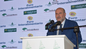 Castilla-La Mancha lleva a Bruselas su reivindicación de incluir las ayudas de agricultura ecológica en el primer pilar de la PAC