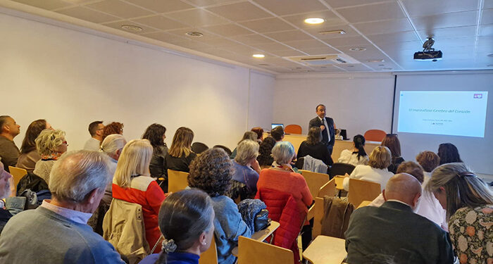 Clausura del mes de la Ciencia en El Casar con la destacada ponencia sobre “El maravilloso cerebro del Corazón”