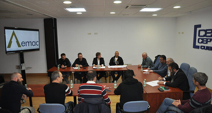 Constituida la mesa de negociación para redactar un nuevo convenio colectivo de Cuenca para el sector de la madera