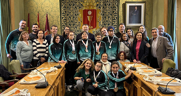 Dolz da la enhorabuena a las gimnastas del Club Rítmica Dansei por su tercer puesto en el Campeonato de España de Gimnasia Rítmica de Feddi 1 Dolz da la enhorabuena a las gimnastas del Club Rítmica Dansei por su tercer puesto en el Campeonato de España de Gimnasia Rítmica de Feddi