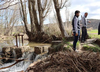 El PP en la Diputación de Guadalajara conoce los daños producidos por las últimas lluvias en Abánades y vuelve a exigir una limpieza generalizada de los cauces en la provincia