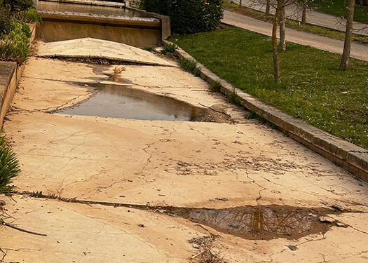 El PSOE denuncia que Guarinos “ha abandonado” desde hace casi un año el arreglo de las láminas de agua del barranco del Alamín