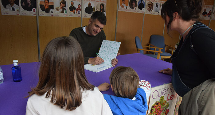 Eloy Moreno anuncia en Cuenca Lee 2024 el lanzamiento de su nueva novela ‘Redes’ que supone la continuidad de su obra ‘Invisible’