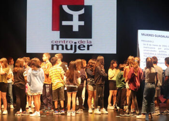 Escolares de Cabanillas celebran el Día de la Mujer con un concurso de preguntas sobre las “Mujeres Referentes de CLM”