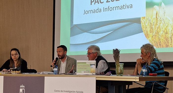 Escudero participa en una jornada informativa de COAG Guadalajara para profesionales agrarios 1 Escudero participa en una jornada informativa de COAG Guadalajara para profesionales agrarios