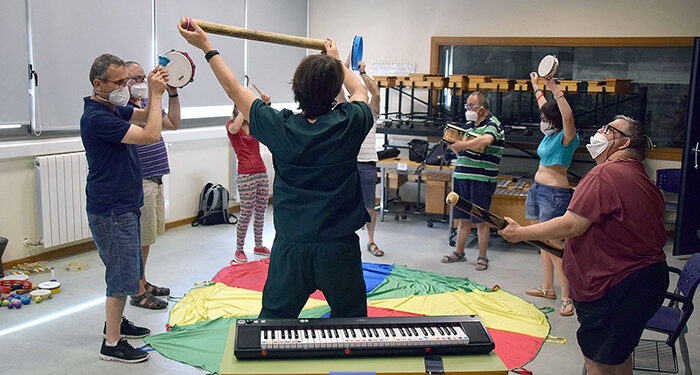 Estival Cuenca 24 programa talleres de musicoterapia para personas con diversidad funcional y cáncer y familias que esperan un bebé 1 Estival Cuenca 24 programa talleres de musicoterapia para personas con diversidad funcional y cáncer y familias que esperan un bebé
