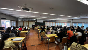 Estudiantes de Educación Social y de Trabajo Social de la UCLM conocen cómo es su profesión en un centro penitenciario