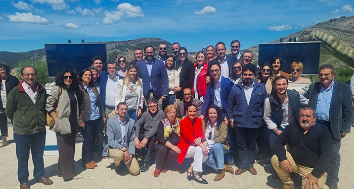 Jiménez: “Cuenca se apaga y el PSOE no es capaz de reaccionar; no podemos esperar más a tener un proyecto ambicioso de ciudad” 1 Jiménez “Cuenca se apaga y el PSOE no es capaz de reaccionar; no podemos esperar más a tener un proyecto ambicioso de ciudad”