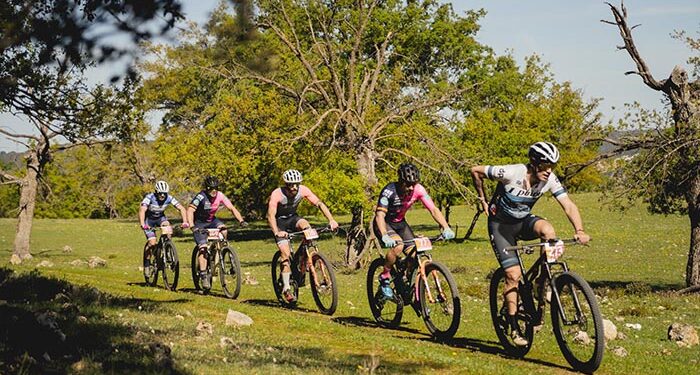 Juanjo Muñoz y Sandra Pastor se imponen en la II Mondejana Race