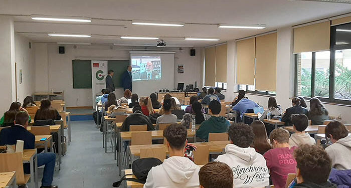 La Cátedra de Gastronomía de la UCLM acerca las innovaciones en marketing agroalimentario a la Facultad de Ciencias Sociales de Cuenca