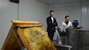 La Diputación de Cuenca ayuda a los pequeños productores de miel a poder comercializar directamente sus productos