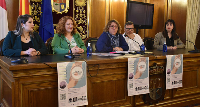 La Diputación organiza el I Encuentro de Auxiliares de Ayuda a Domicilio que tendrá lugar el próximo 20 de abril en Cuenca 1 La Diputación organiza el I Encuentro de Auxiliares de Ayuda a Domicilio que tendrá lugar el próximo 20 de abril en Cuenca