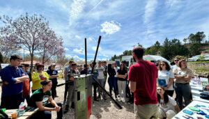 La Embajada de EE.UU., el American Space Quixote y BIOagradables se mueven por el planeta en Albaladejito