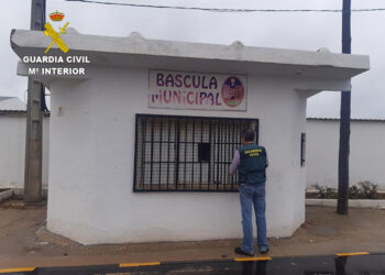 La Guardia Civil detiene a una persona e investiga a otras dos por ocho robos en básculas y lavaderos de la Mancha