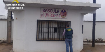La Guardia Civil detiene a una persona e investiga a otras dos por ocho robos en básculas y lavaderos de la Mancha