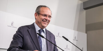 La Junta aprueba el III Plan de Impulso de los Servicios Públicos 2024-2027, dotado con más de 12.000 plazas