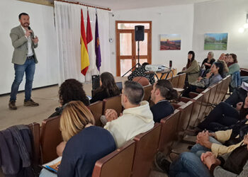 La Junta celebra una nueva jornada informativa en Molina de Aragón sobre las líneas de ayuda para emprendedores