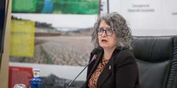 La Junta refuerza su compromiso para acelerar el cambio de las reglas del trasvase siendo la única región que presenta los informes en la mesa técnica