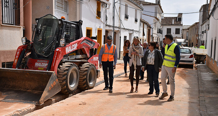 La Junta y el Ayuntamiento de Campillo de Altobuey instalan un sistema de prelocalización de fugas para ahorrar hasta un 15 por ciento de agua 1 La Junta y el Ayuntamiento de Campillo de Altobuey instalan un sistema de prelocalización de fugas para ahorrar hasta un 15 por ciento de agua