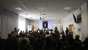 La UCLM impulsa un aula de formación permanente para policías y guardias civiles