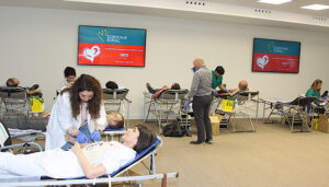 La solidaridad, gran protagonista en el XV Maratón de Donación de Sangre celebrado en Eurocaja Rural