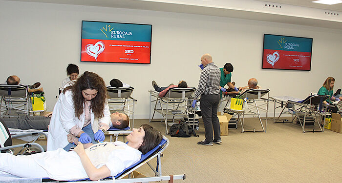 La solidaridad, gran protagonista en el XV Maratón de Donación de Sangre celebrado en Eurocaja Rural 1 La solidaridad, gran protagonista en el XV Maratón de Donación de Sangre celebrado en Eurocaja Rural
