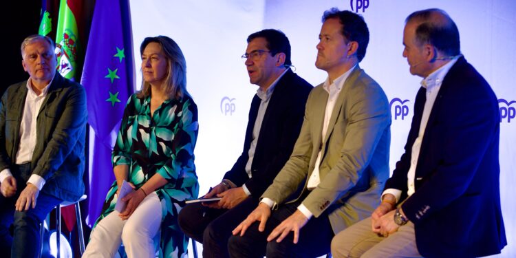 Los alcaldes de las grandes ciudades se ponen a disposición del proyecto de Núñez para conseguir un cambio de Gobierno en una Castilla-La Mancha “de ilusión y esperanza”