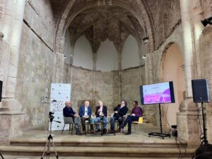 La Junta solicita que el plan nacional de vivienda incluya un programa de rehabilitación adaptado a la realidad de los pequeños municipios