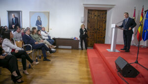 Page se compromete a seguir trabajando en la Estrategia del Pueblo Gitano de Castilla-La Mancha y a preparar la siguiente “con tiempo”