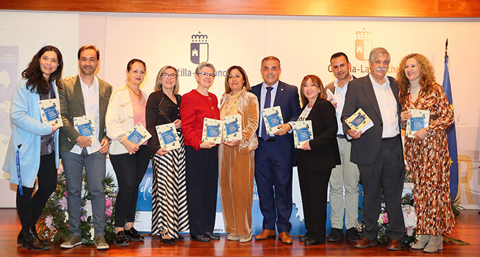 Presentación del libro “+ de 150 años del Colegio de Enfermería de Guadalajara” 1 Presentación del libro “+ de 150 años del Colegio de Enfermería de Guadalajara”