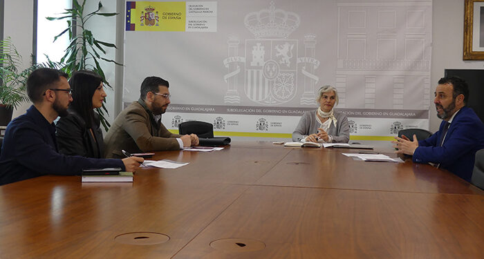 Renfe informa a los ayuntamientos de Guadalajara y Azuqueca sobre las próximas obras de mejora de infraestructura ferroviaria