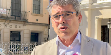 Santiago Baeza “La alcaldesa Guarinos se va a pasar toda la legislatura cortando cintas de la gestión de Alberto Rojo”