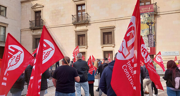 UGT pide convertir la seguridad y salud en el trabajo en un pilar de las políticas públicas de adaptación al cambio climático 1 UGT pide convertir la seguridad y salud en el trabajo en un pilar de las políticas públicas de adaptación al cambio climático