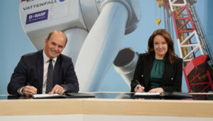 Vattenfall y BASF firman un acuerdo de compra del 49% de los parques eólicos marinos Nordlicht de Alemania